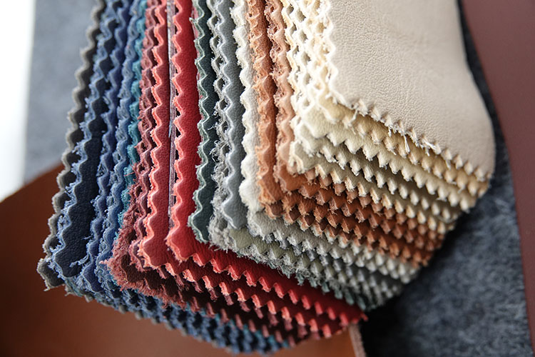 Raumdesign und Innenausstattung aus Leder
