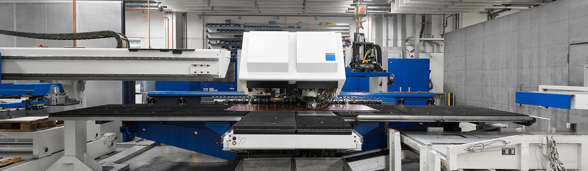 CNC-Stanzen von Blechen