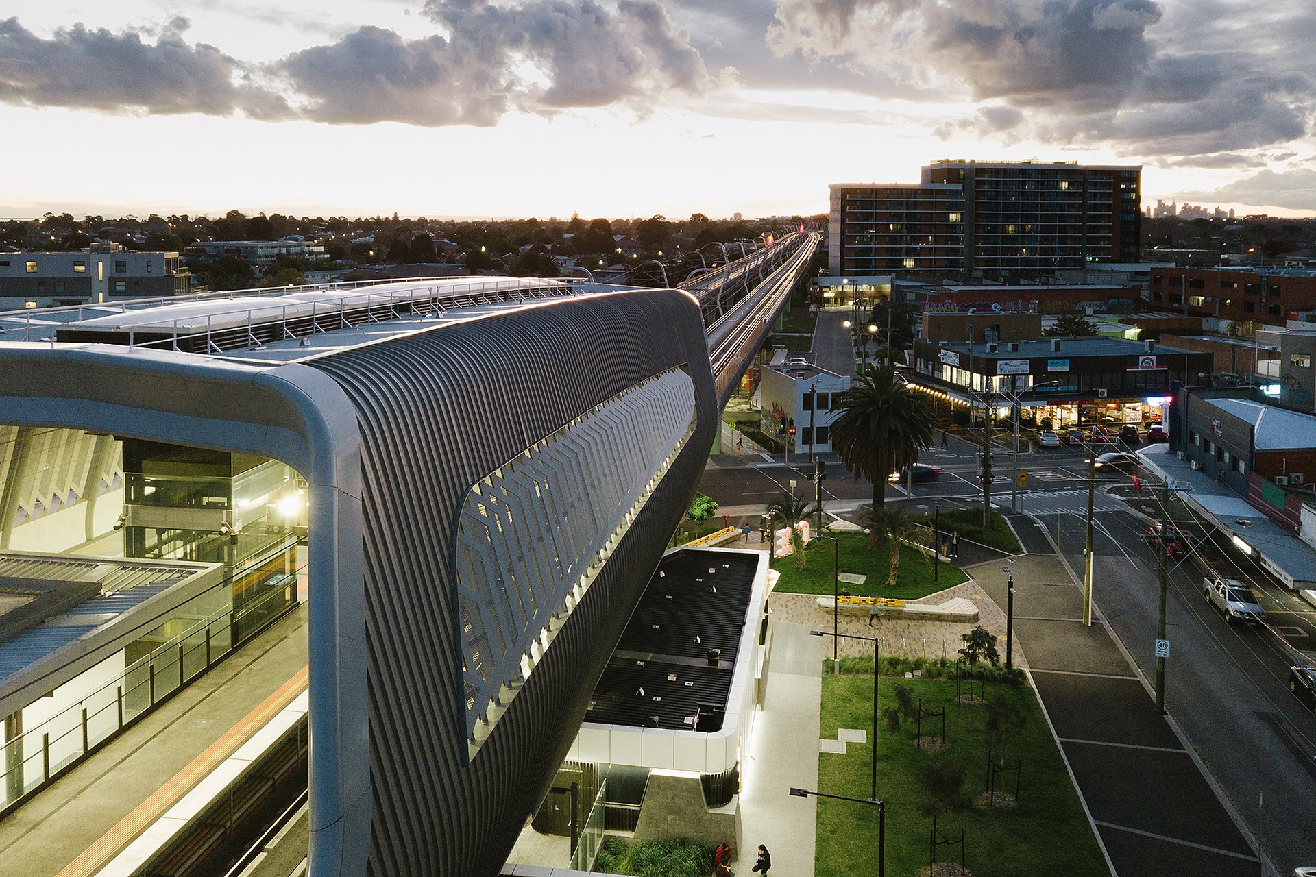 Licht für Bahnen und Infrastruktur