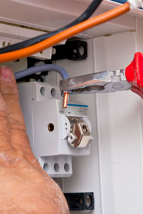 Elektro-Installationen