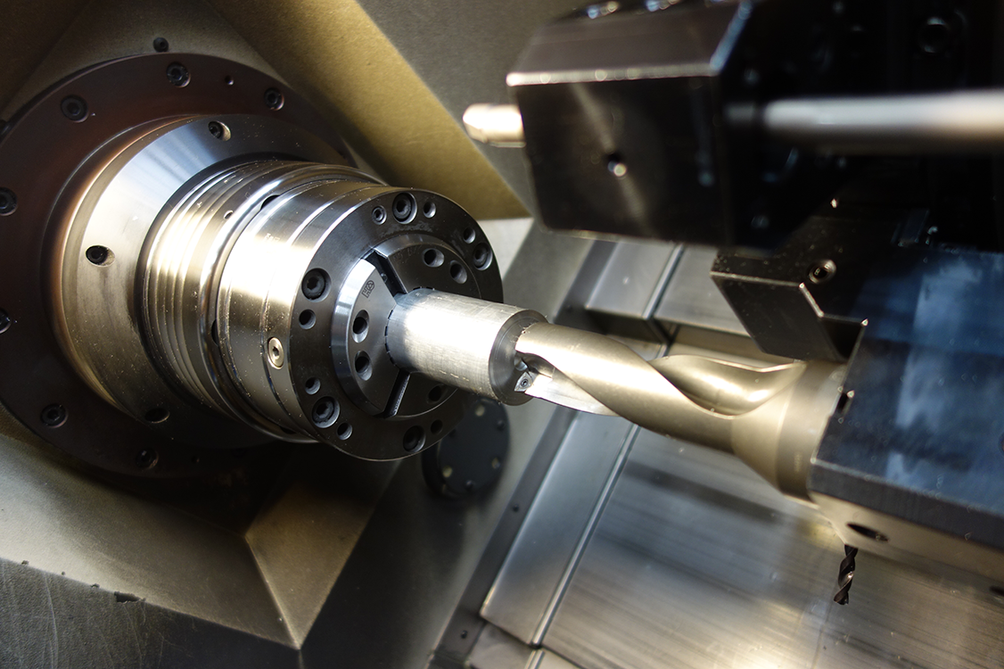 Präzisionsdrehteile und Hydraulikkomponenten