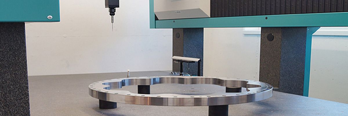 3D-Messmaschine im Prüflabor