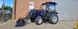 LOVOL Kompakttraktor mit Kabine