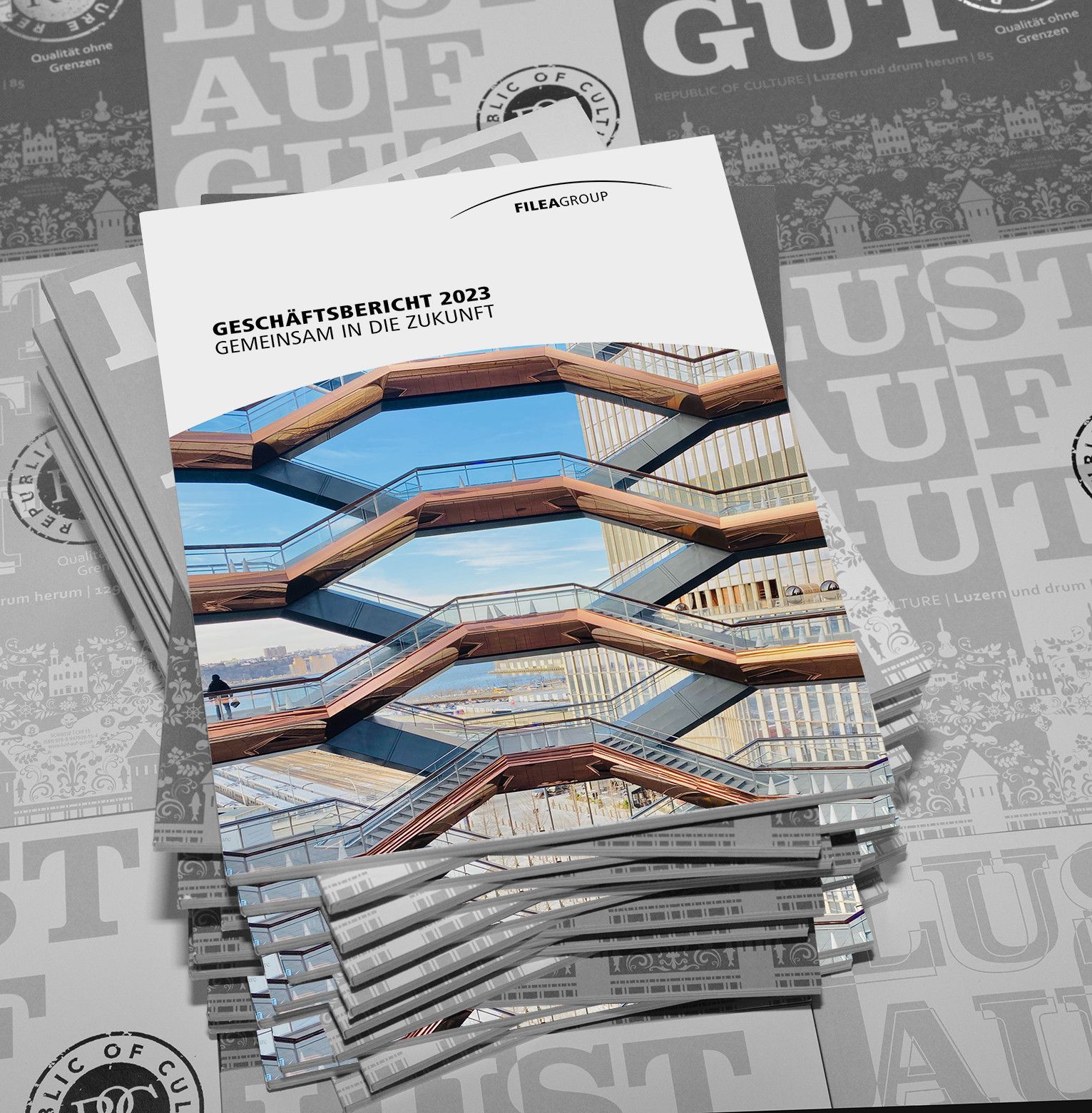 Geschäftsberichte, Imagebroschüren, Mitarbeiter- und Kundenzeitschriften