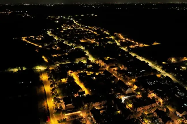 Gemeinde Schwalmtal bei Nacht mit intelligent gesteuerter Straßenbeleuchtung