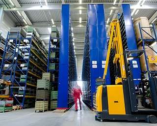 Lager und Logistik