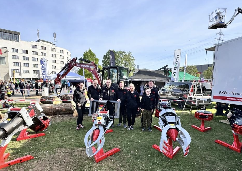 Black-Splitter-Team auf der Messe Forst Live in Offenburg