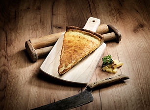 Käsekuchen mit Alp- und Bergkäse