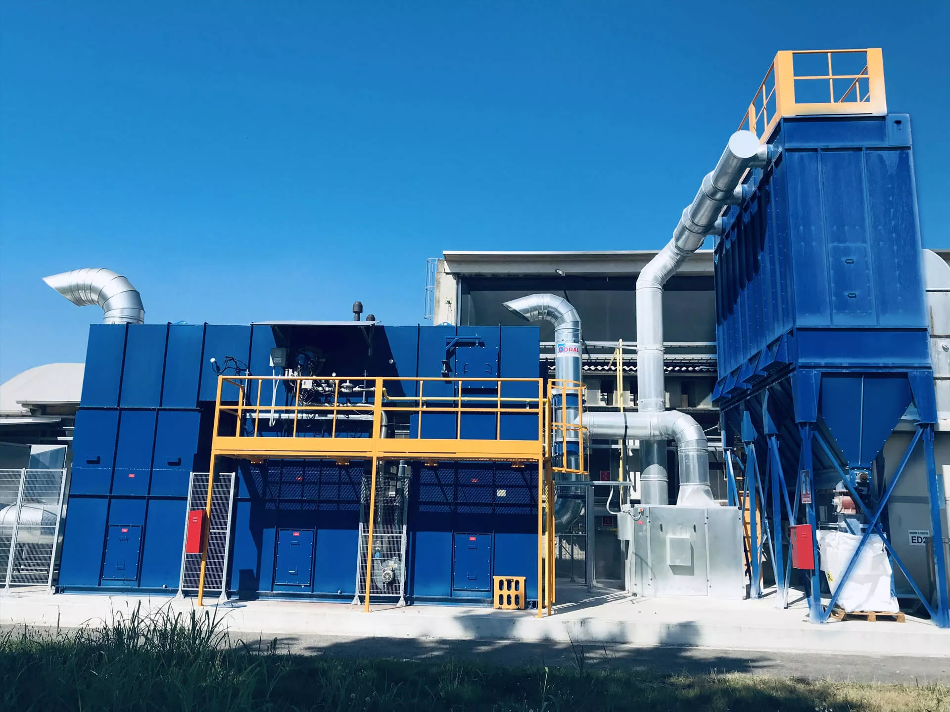 COV-Absaugung mit regenerativem Postcombustor, 20.000 Nm³/h, 850 °C