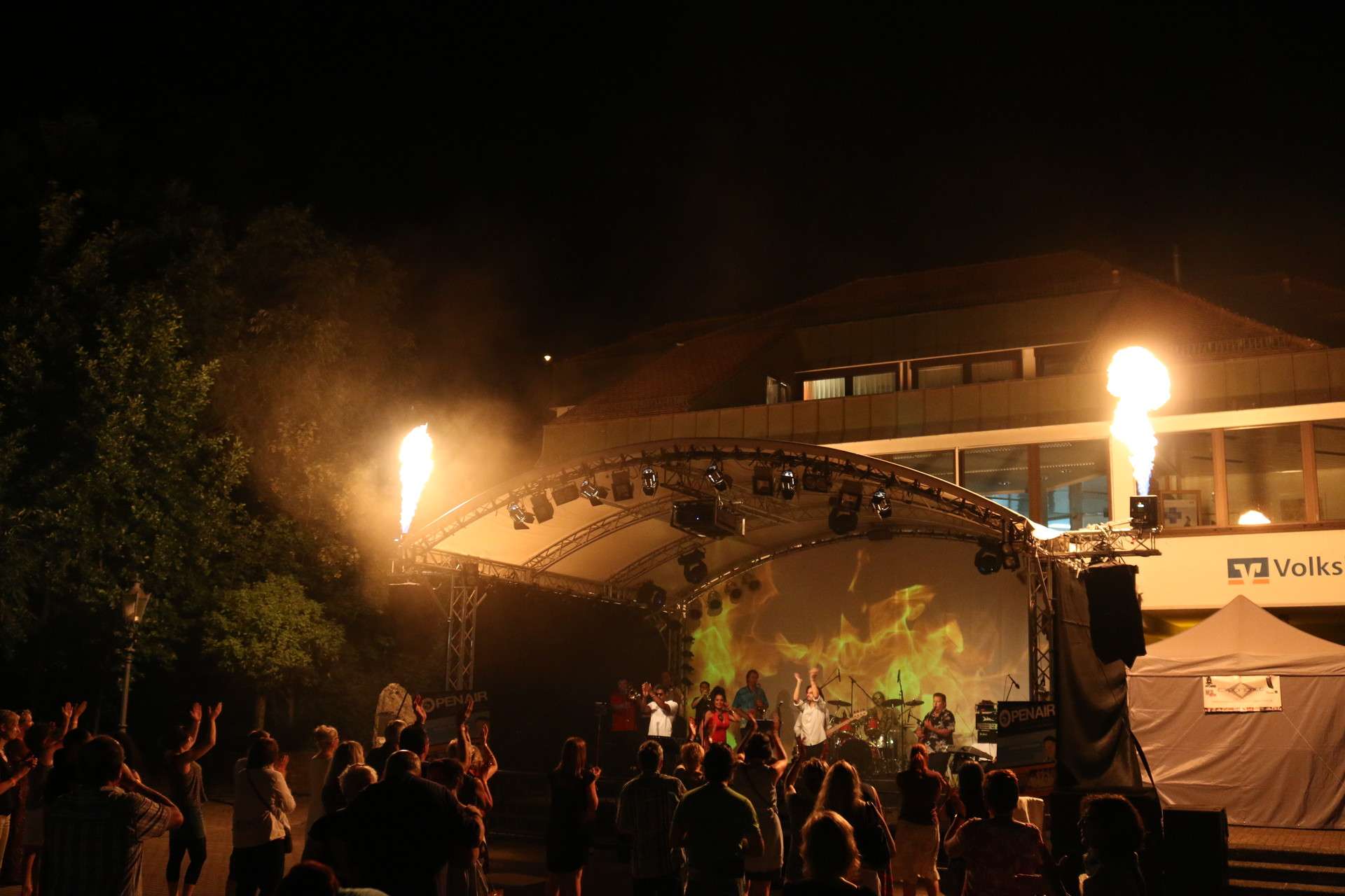 Open-Air-Kultursommer: Bühnen- und Lichttechnik