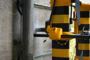 Sensorinstallation für Bauwerksmonitoring