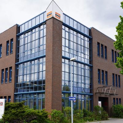 Hauptgebäude der Zentrale in Ludwigsfelde