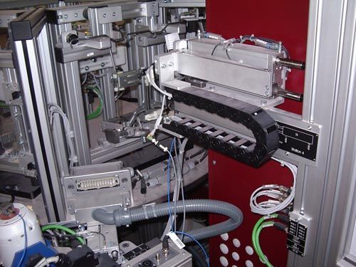 Automatisierungsanlage mit Aluminiumrahmen
