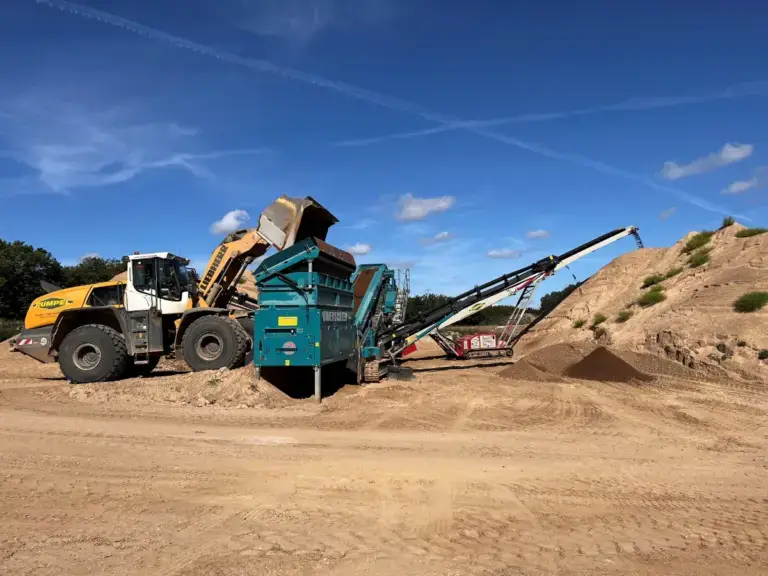 Siebanlage im Kieswerk