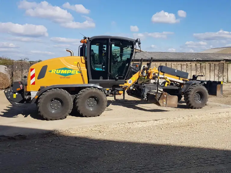 Grader mit Ultraschall-Abtaster