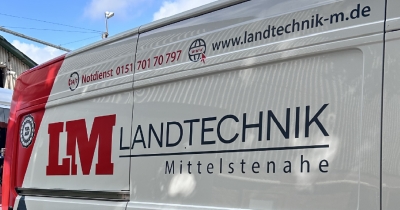 Service beim Partnerbetrieb Landtechnik Mittelstenahe