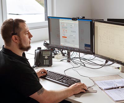 Service und technische Betreuung