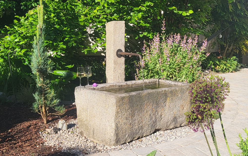 Granitbrunnen
