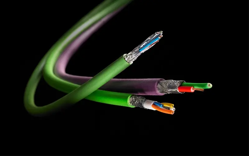 Industrial Ethernet- und Busleitungen