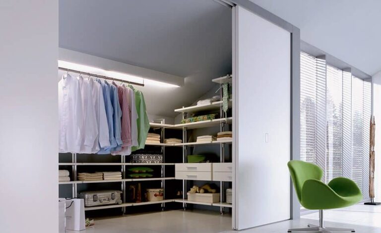 Schiebetüren und Schränke für Office