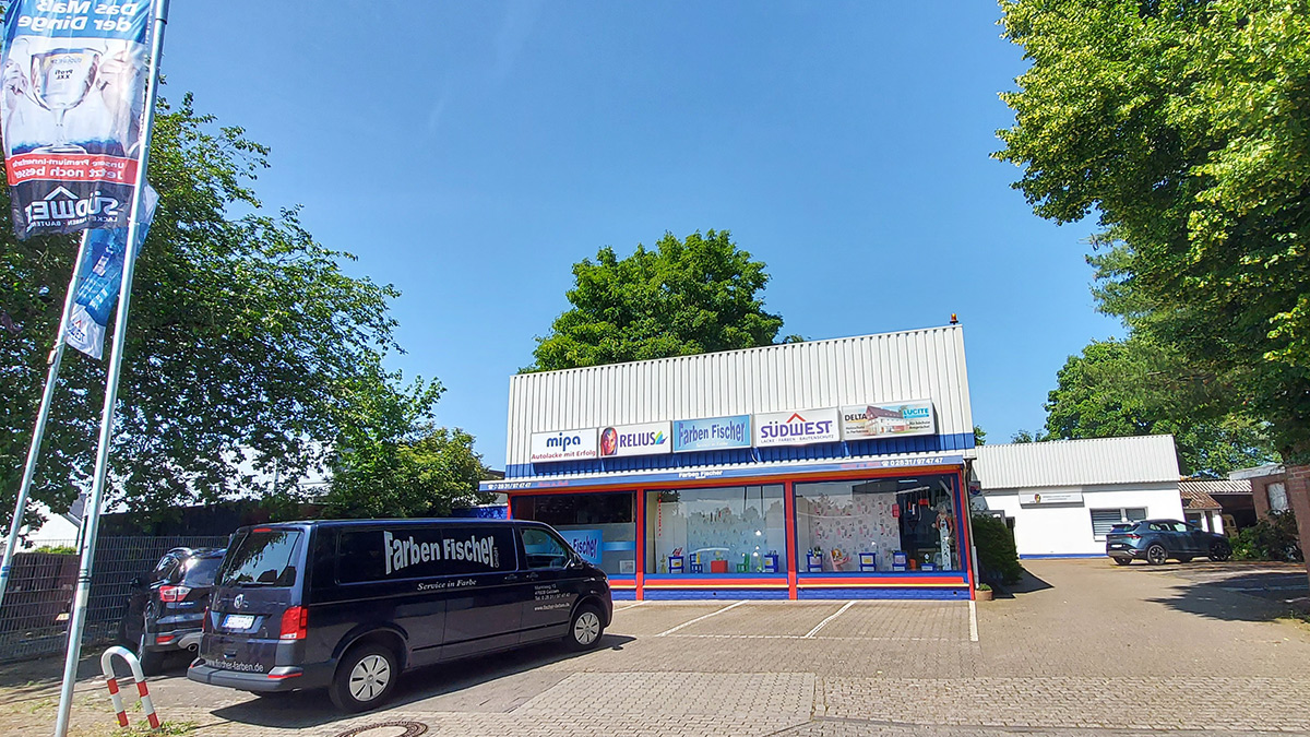 Verkaufsraum, Farbe und Beratung vor Ort