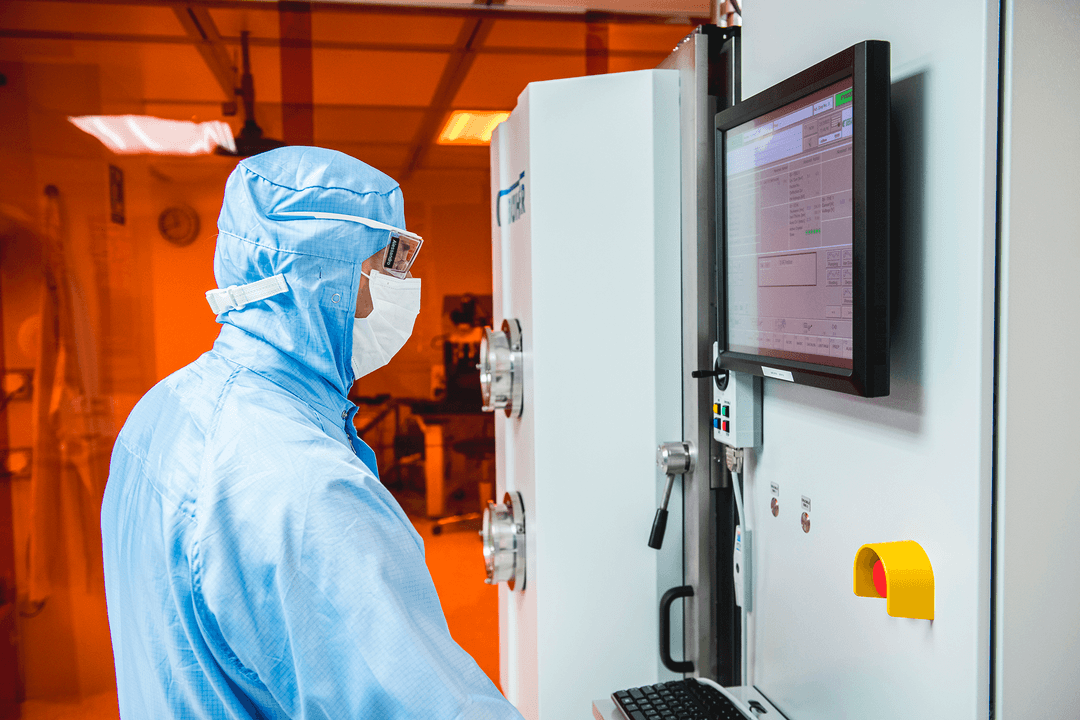 Applikationslabor im ISO 7-Reinraum