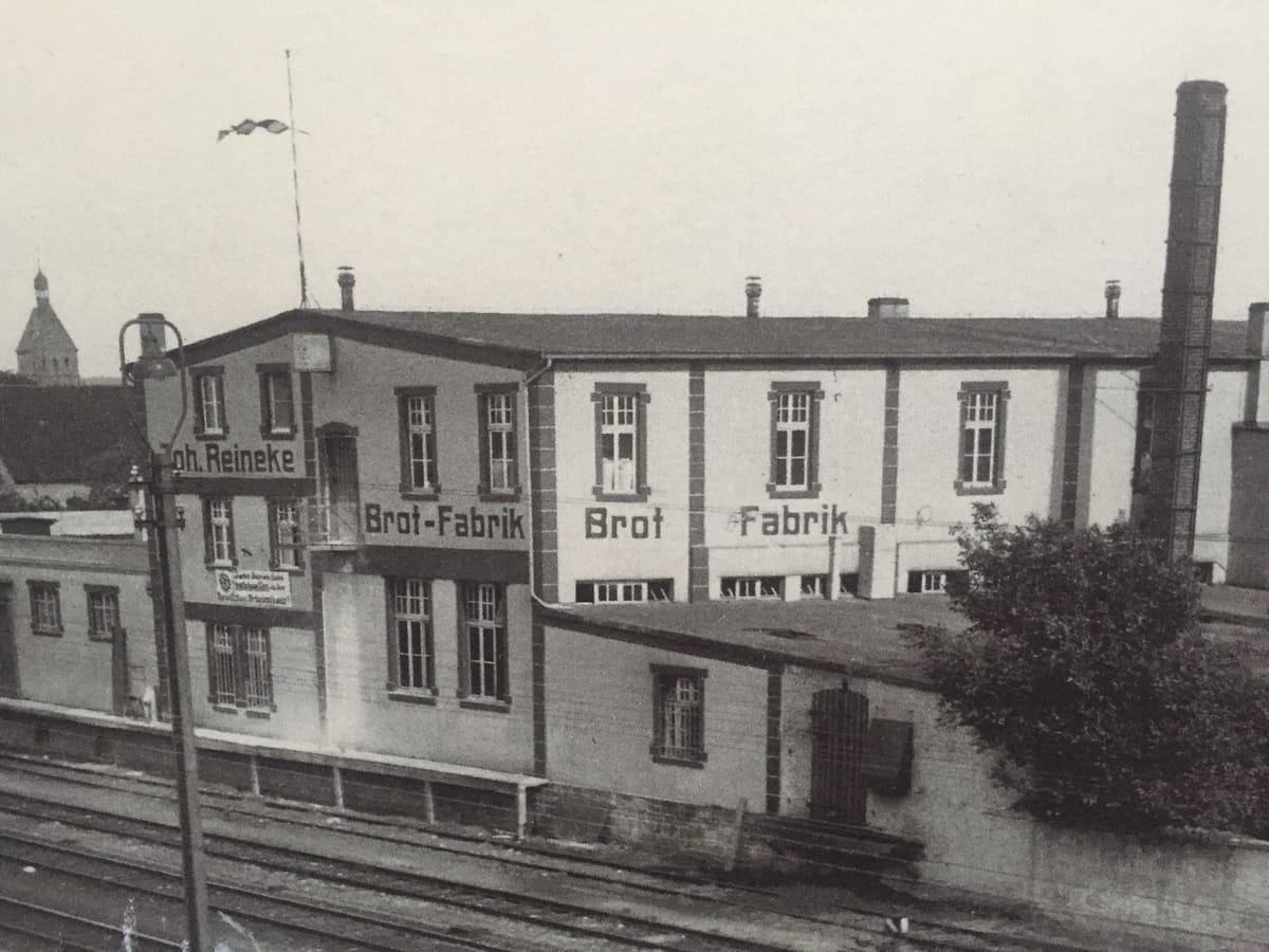 Brotfabrik an der Bahn, 1910