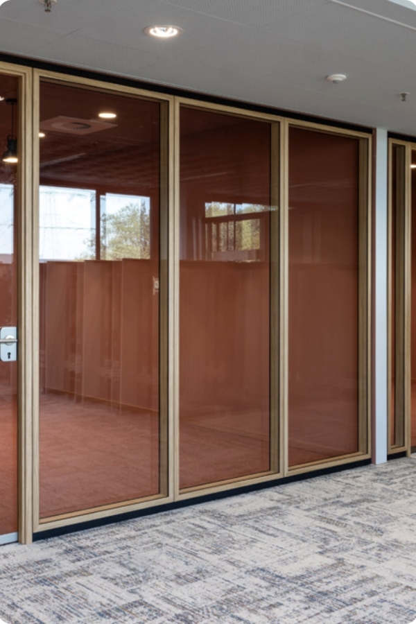 Victoriapark Hamburg, Rahmenverglasung System 550 in Holz
