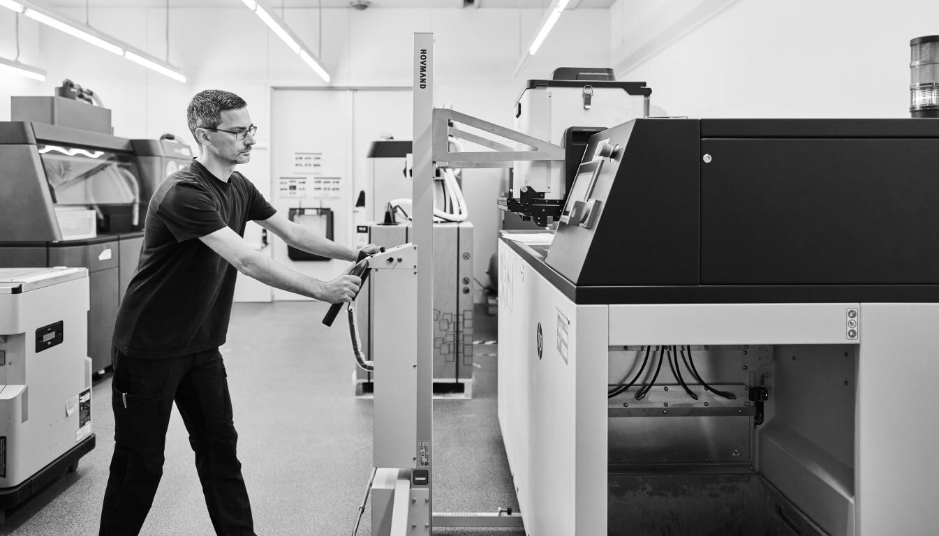 Automatisierte Entpackung von MJF-Bauteilen
