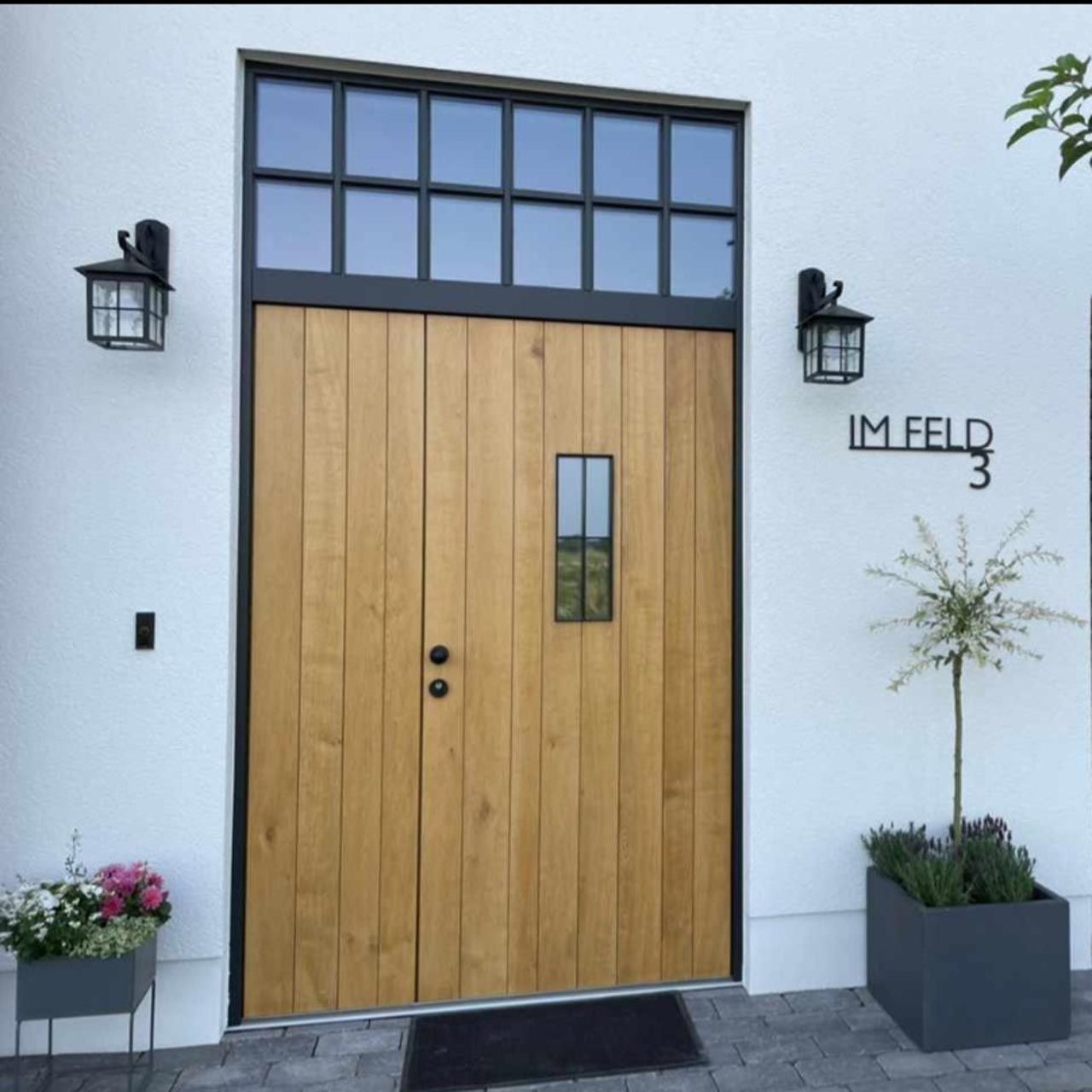 Haustür aus Holz