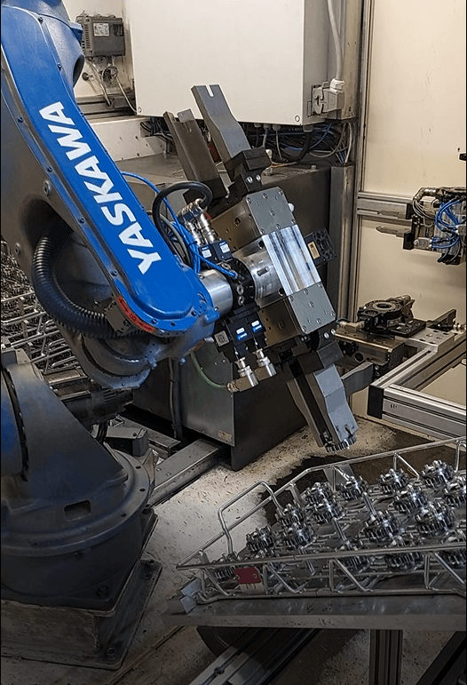 Roboterhandling für Zahnräder und Wellen (Pankl)
