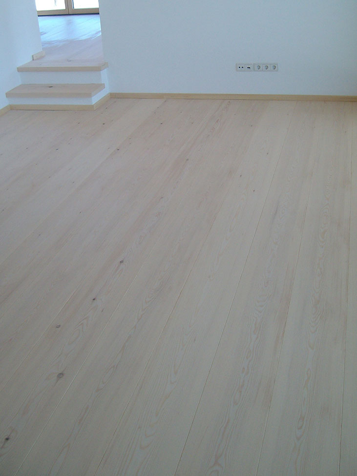 Holz-/Vinylboden