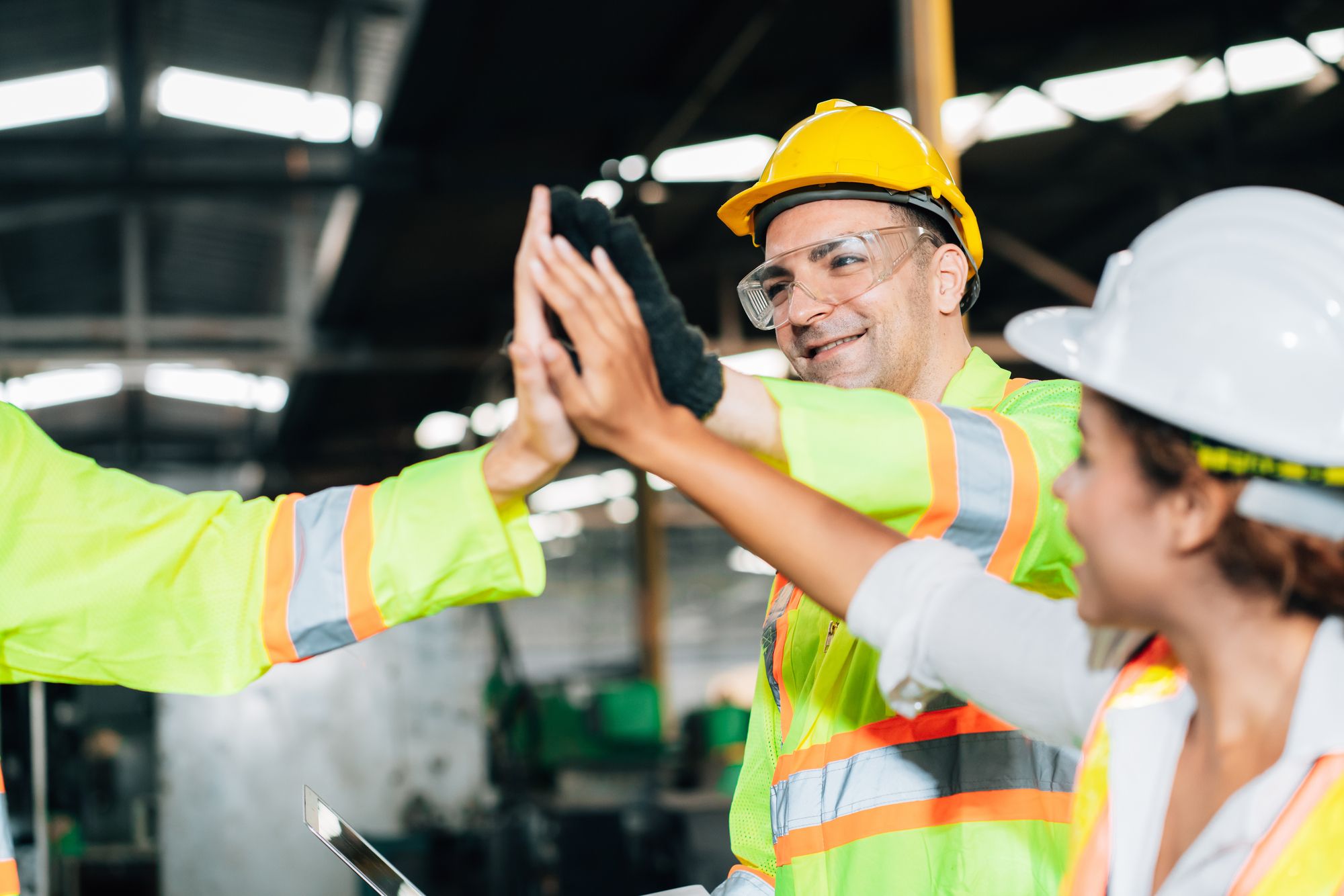 Montage- und Serviceteam auf der Baustelle