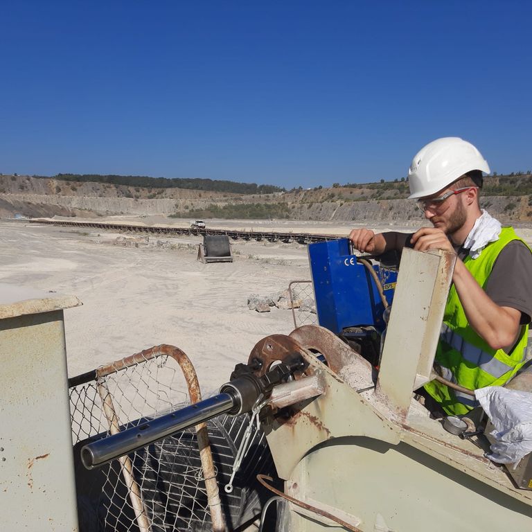 On-site boring mill machining