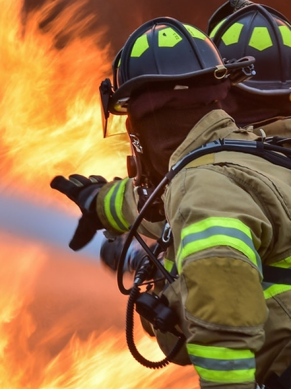 Brandmeldezentrale für die Gebäudeüberwachung