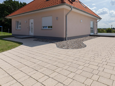 Trendo Gestaltungspflaster mit Natursteinvorsatz