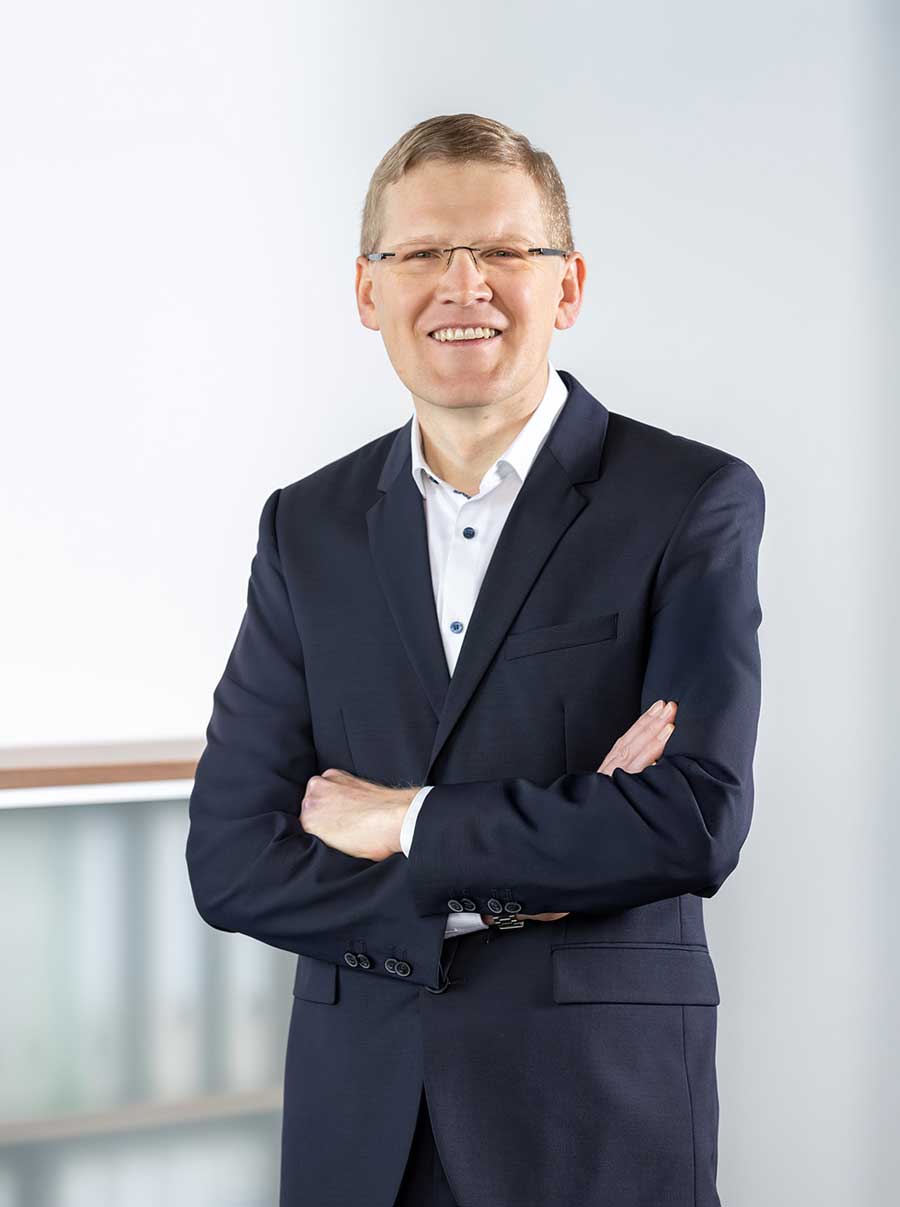 Dr. Florian Wirth, Geschäftsführer