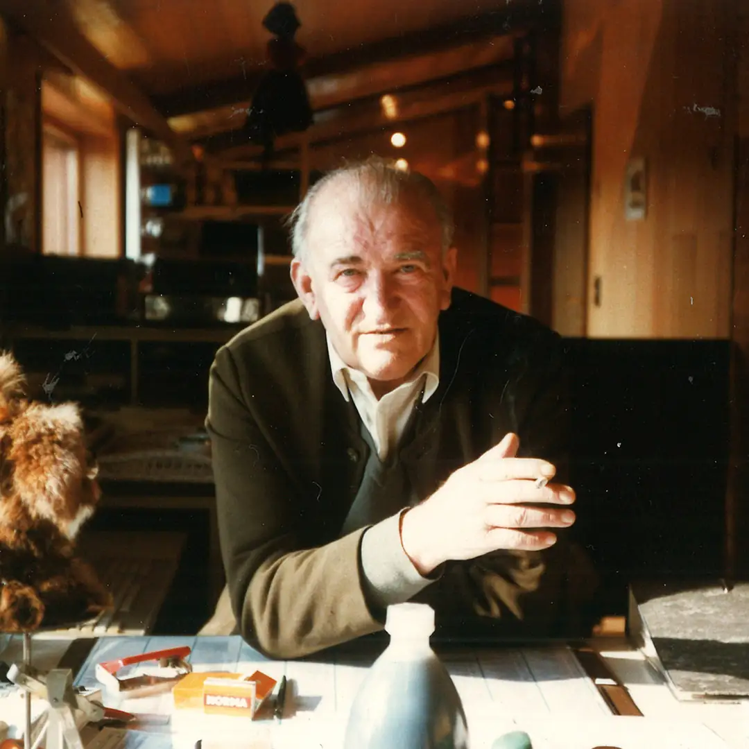 Gründer August Decker