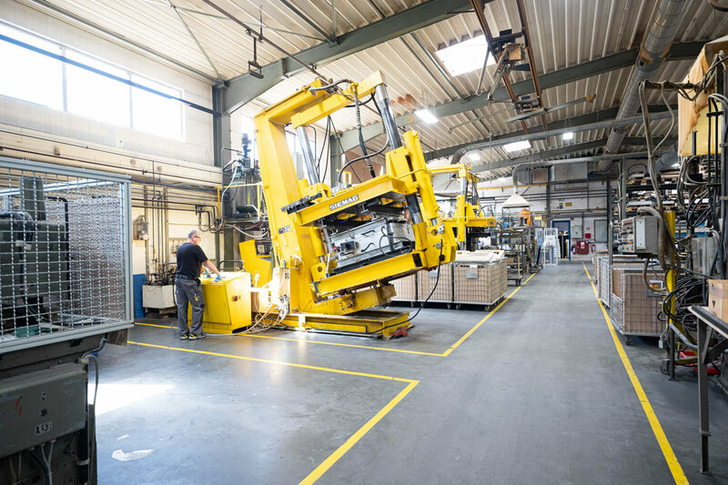 Fertigungsbereich der H+S Automotive GmbH