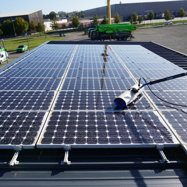 Photovoltaik- und Solaranlagenreinigung (Vorher)