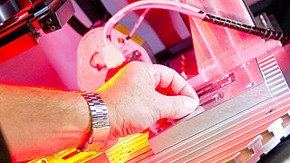 Anwendung in einer FOBA-Laserbeschriftungsmaschine