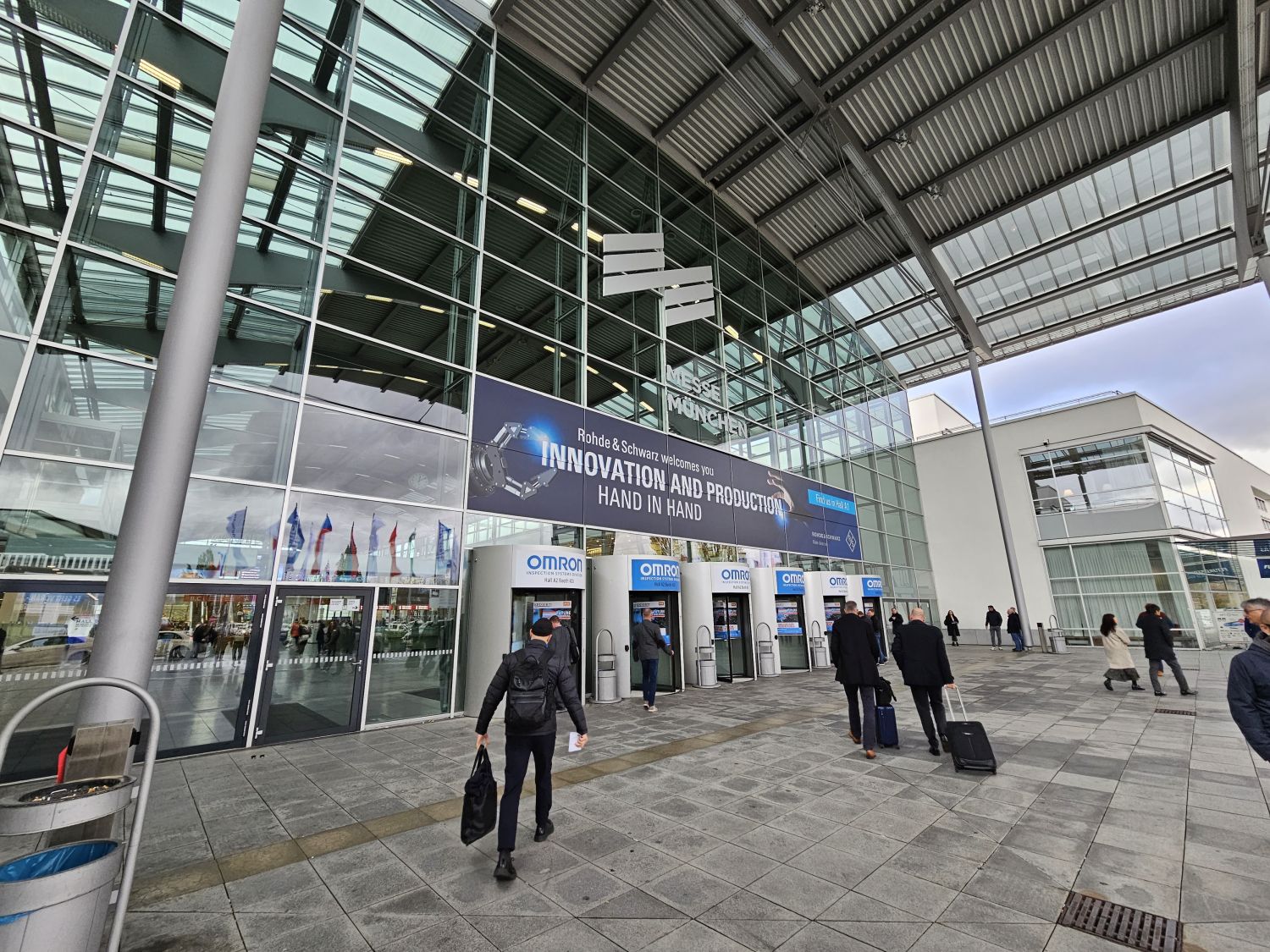 Trade fair appearance at Productronica 2023 with WES V5