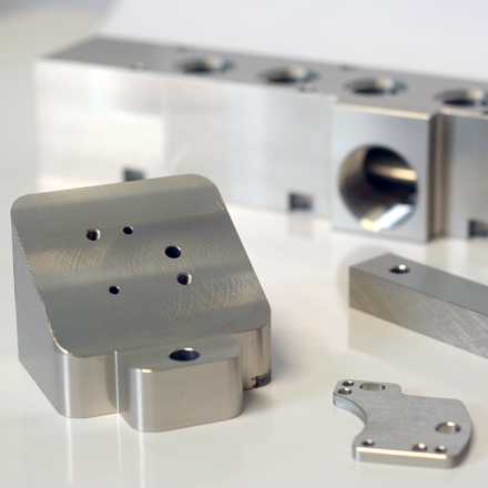 Eloxierte Aluminiumteile