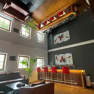 Mirror Spiegeldecke im Objektbereich
