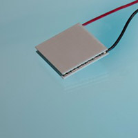 Standard Peltier elements with cooling block