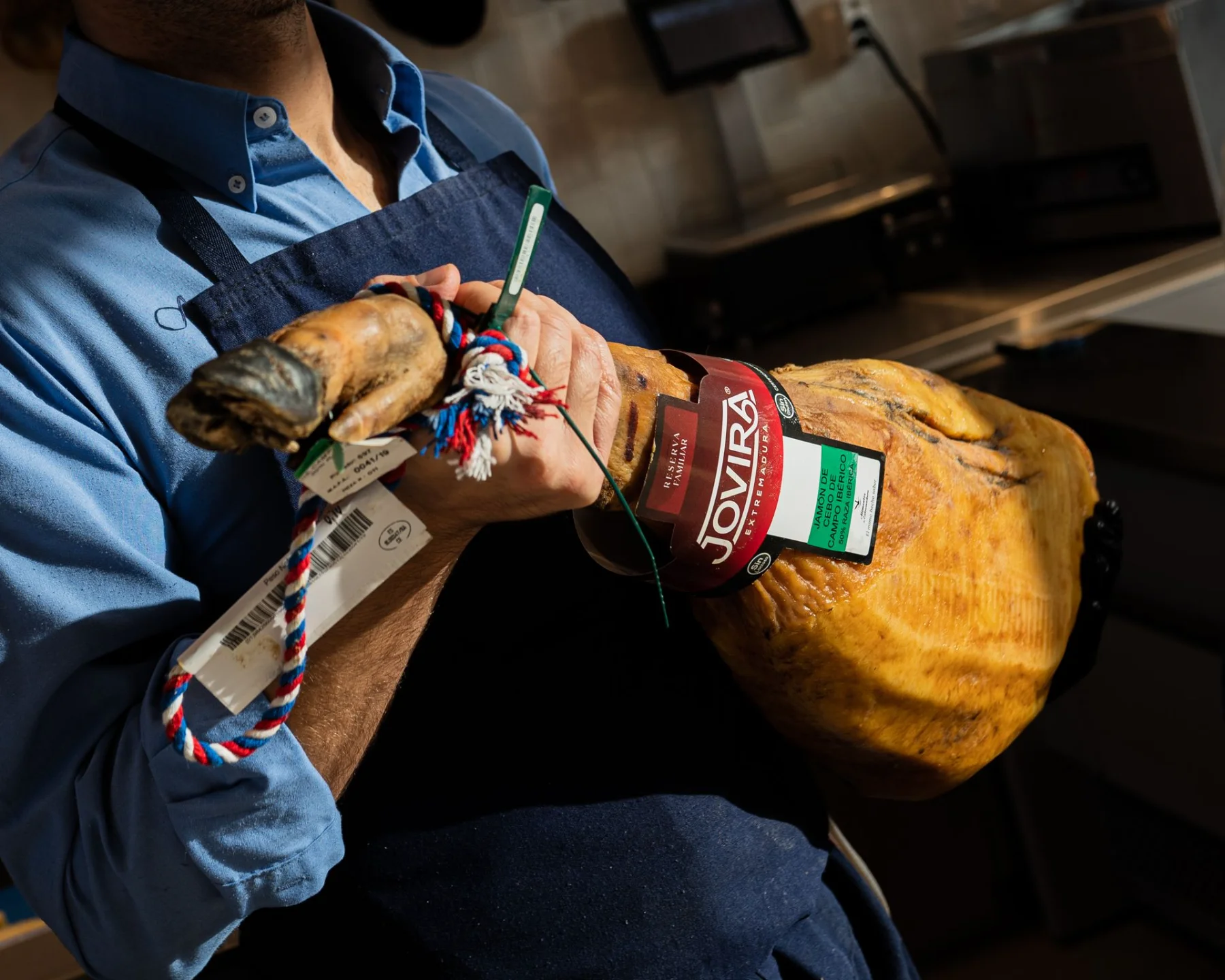 Jamón ibérico, ganze Stücke mit Herkunftslabel