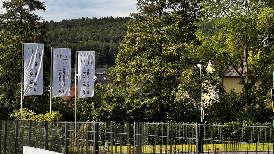 AluPan – Aluminiumverbundplatte für Klima-C-Türen