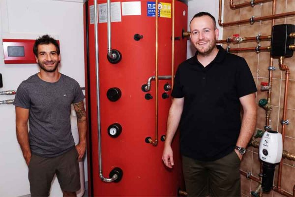 Pellets- und Solaranlage