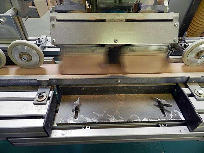 Linearschleifmaschine