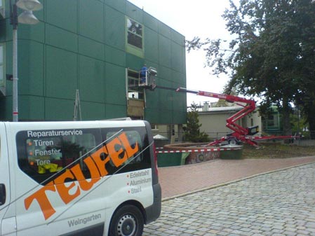 Reparaturservice – Türen, Fenster, Tore